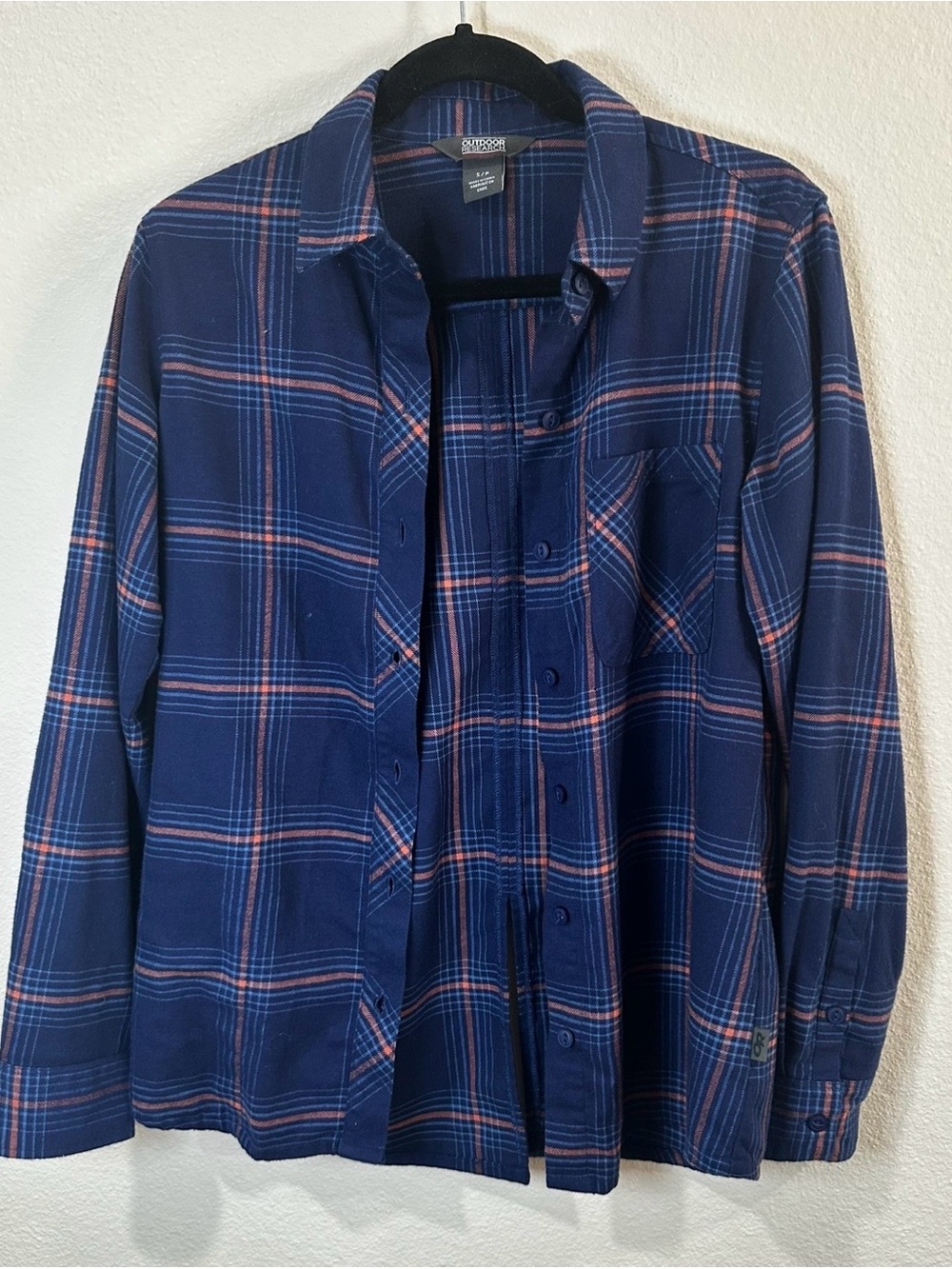Outdoor Research women’s Navy Plaid Button-Up Shirt size small